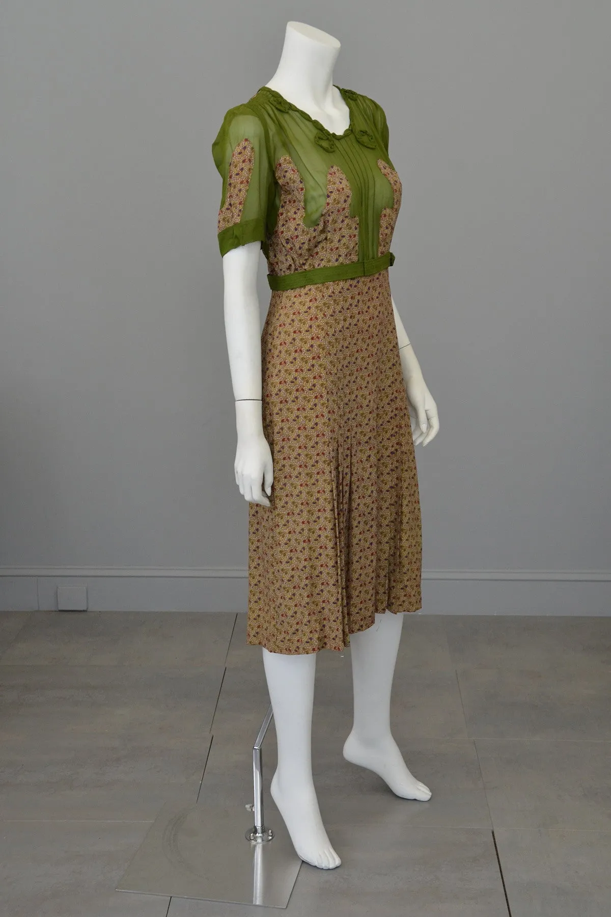 1930s Novelty Print Olive Green Chiffon Appliqué Dress