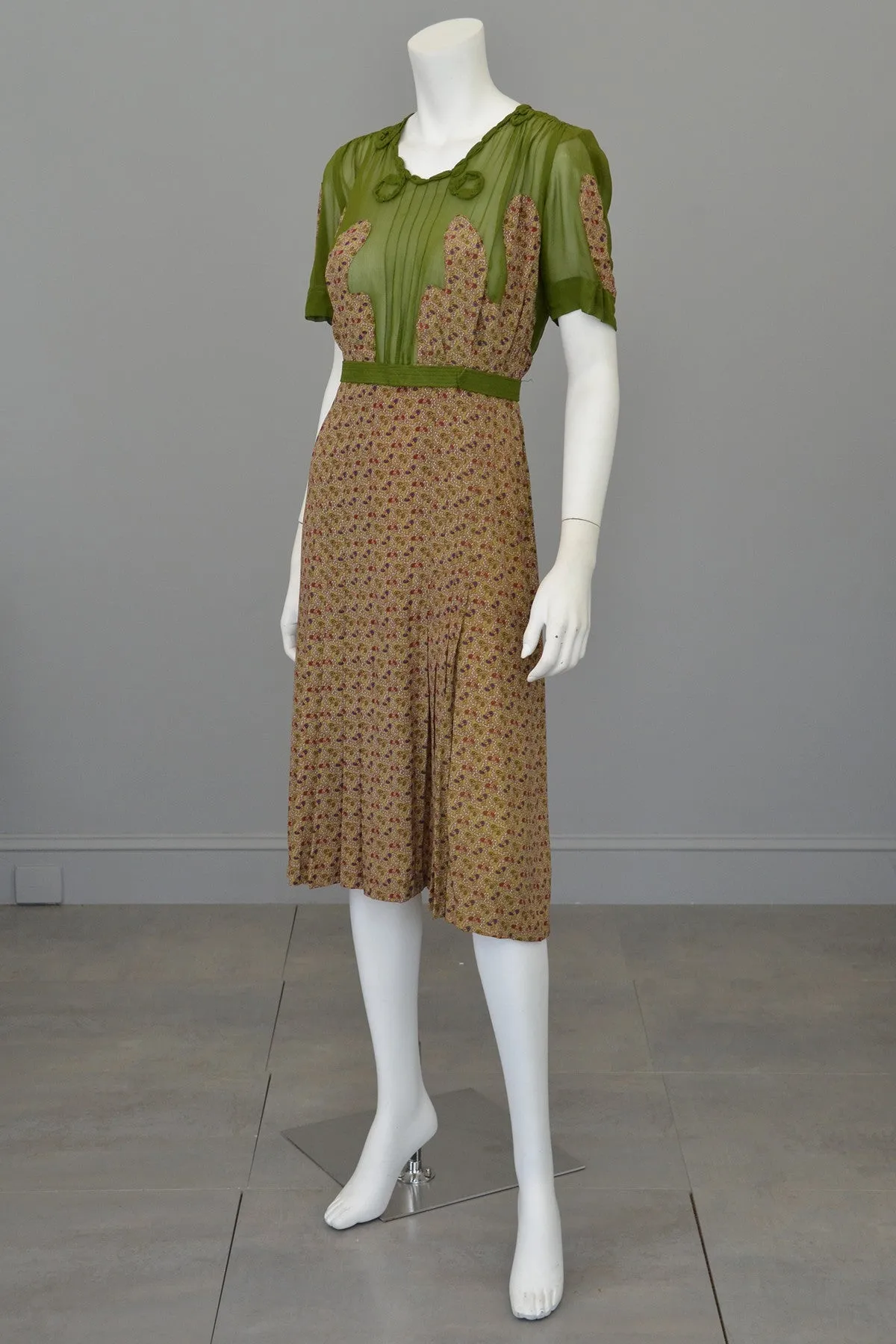 1930s Novelty Print Olive Green Chiffon Appliqué Dress