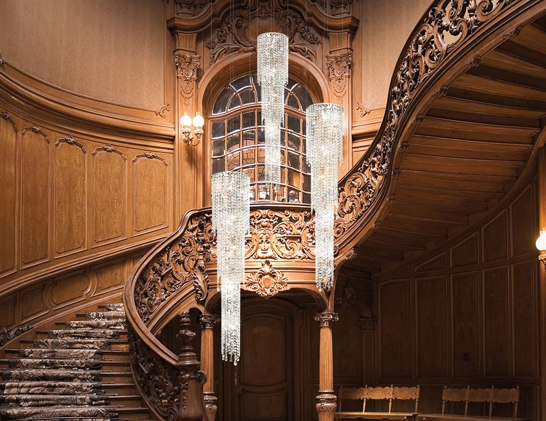 MANOOI Crystal Chandelier - FJORD